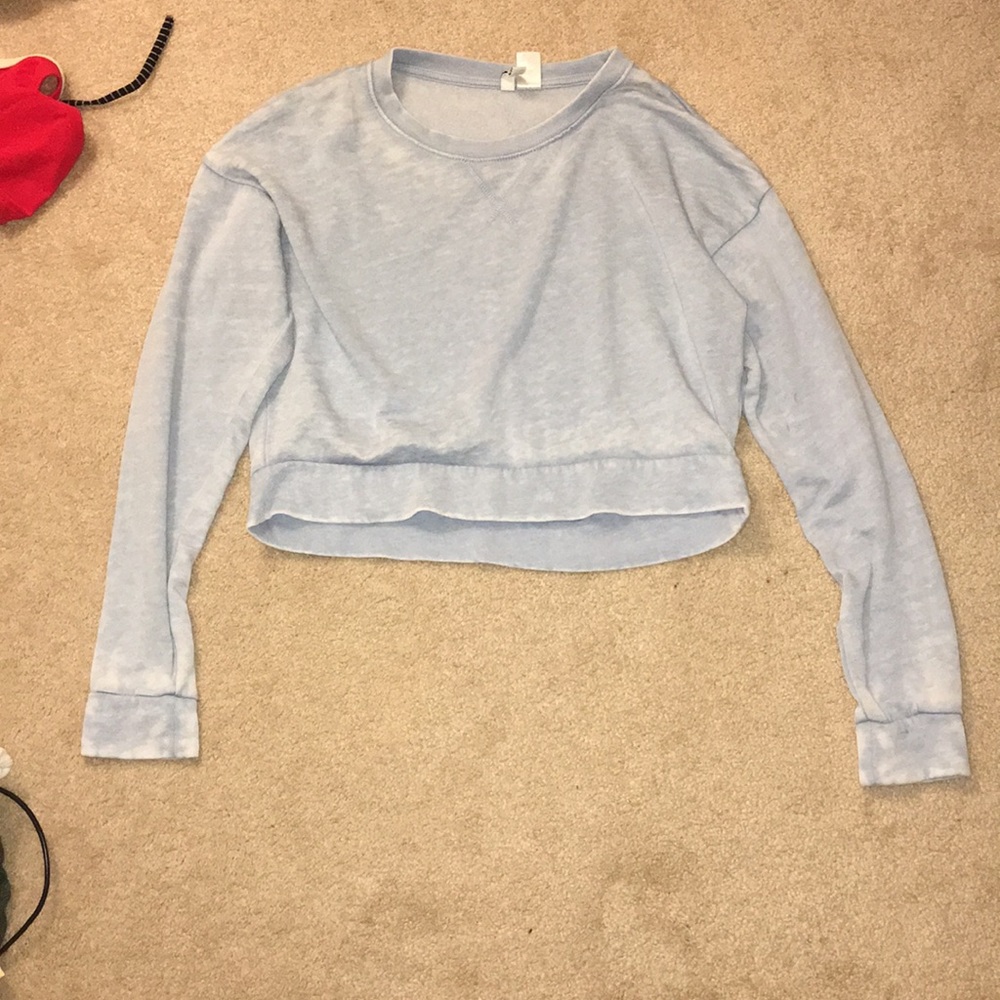 Light blue cropped crewneck
